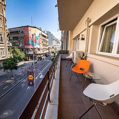 Victory's Charm - Old - By Uni88